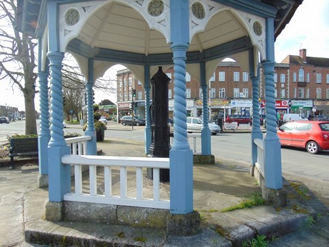 Ickenham Pump, Ickenham